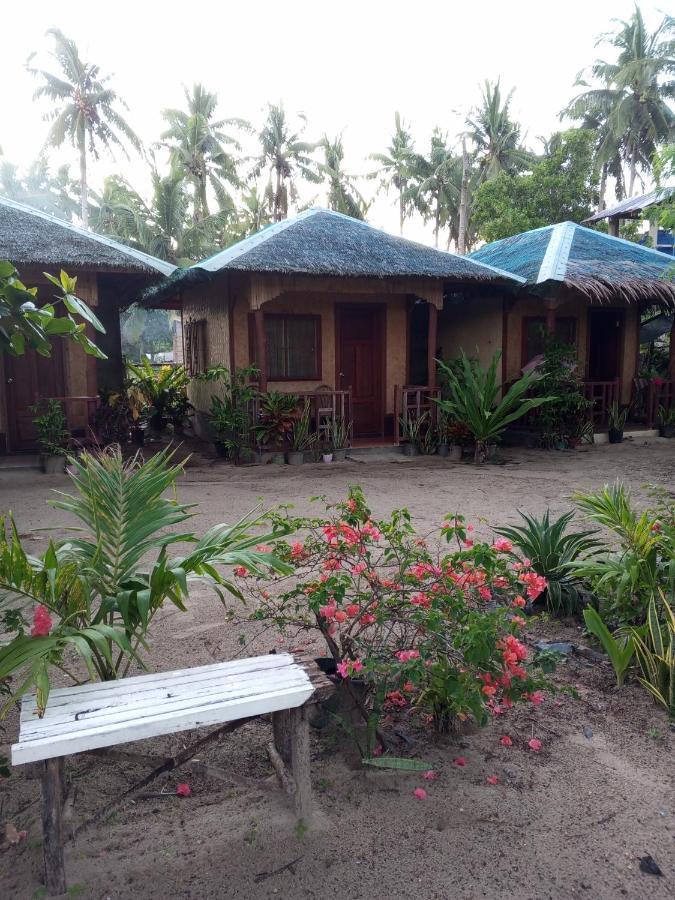 Akoya Beach Park And Cottages Locaroc Luaran gambar