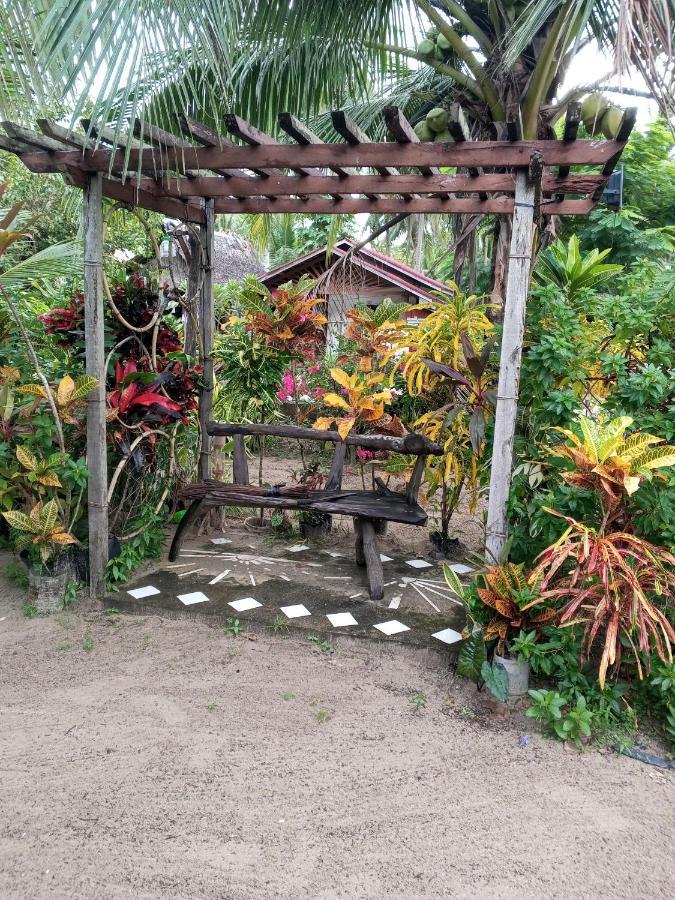 Akoya Beach Park And Cottages Locaroc Luaran gambar