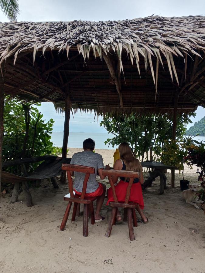 Akoya Beach Park And Cottages Locaroc Luaran gambar
