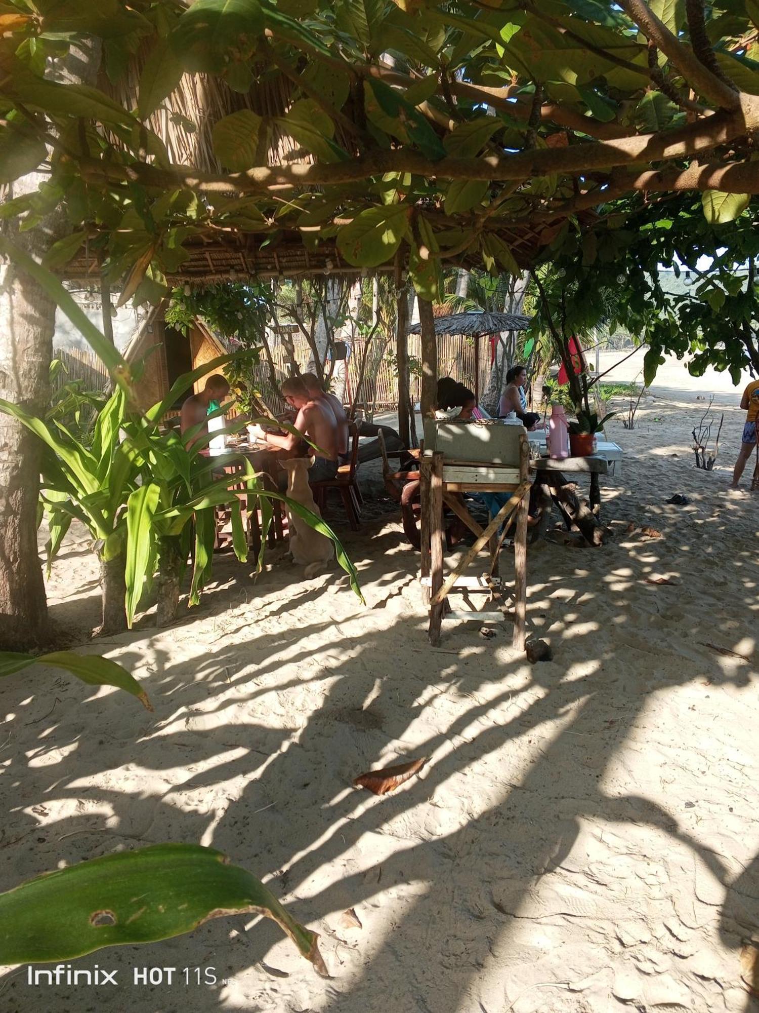 Akoya Beach Park And Cottages Locaroc Luaran gambar
