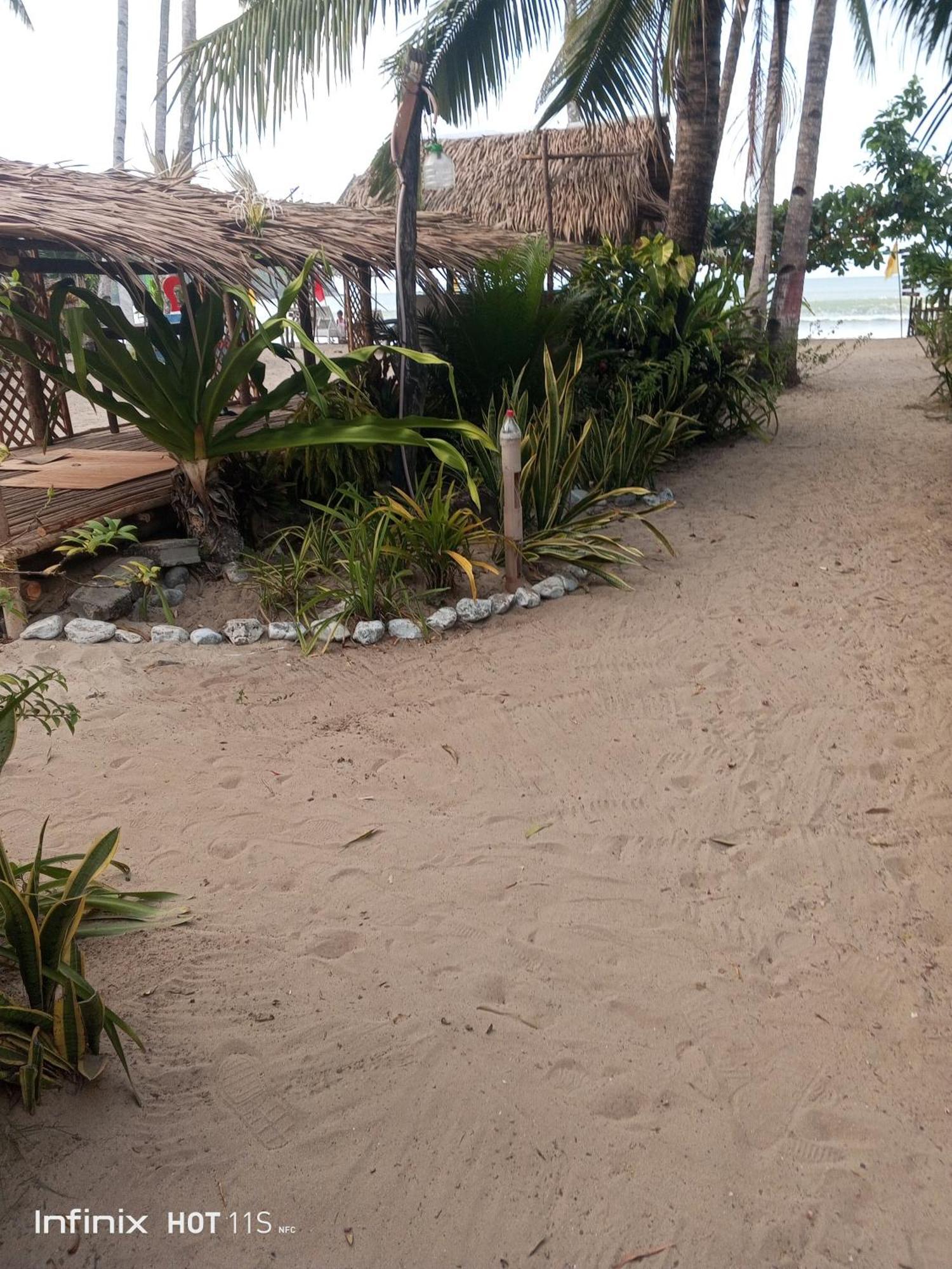 Akoya Beach Park And Cottages Locaroc Luaran gambar