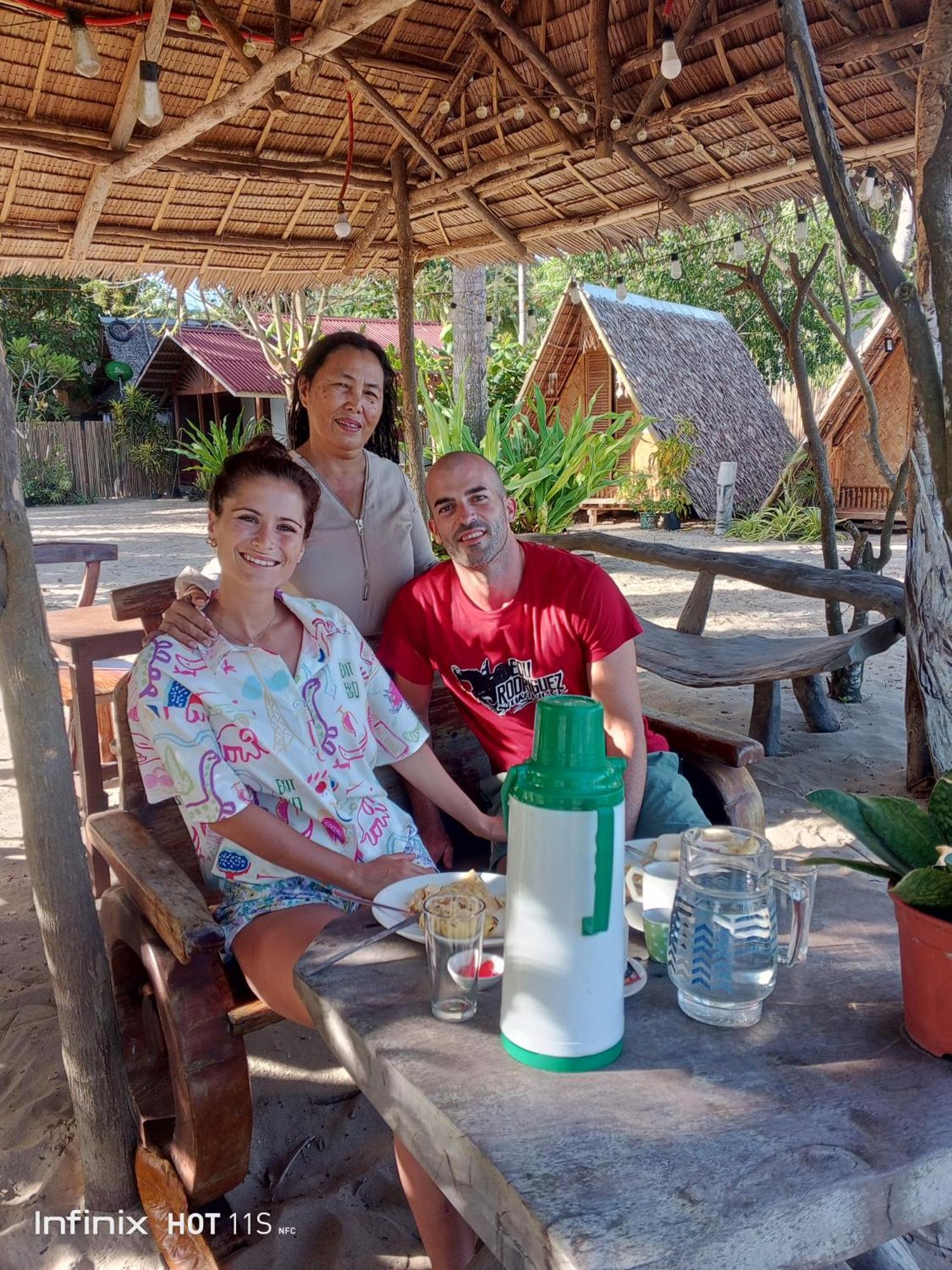 Akoya Beach Park And Cottages Locaroc Luaran gambar